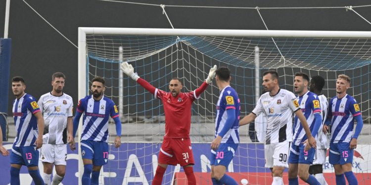 Sportske novosti – Nekad su se borili za Europu, sad igraju ‘derbi začelja’: Stigle i ohrabrujuće vijesti za Carevića