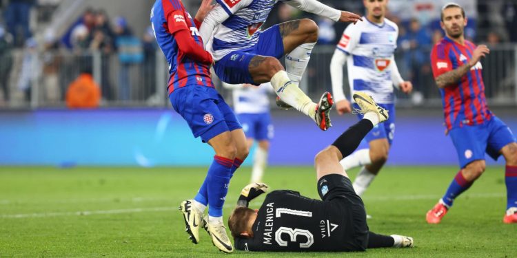 Sportske novosti – Osijek kreće po pojačanja na više pozicija, zna se što bi trebao biti prioritet Bijelo-plavih