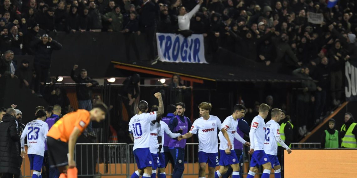 Sportske novosti – Oštra poruka s Poljuda: ‘Ovo je kršenje ljudskih prava. Zašto se to događa samo kad Hajduk dolazi u grad?’