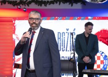 Sportske novosti – Predsjedniku Hajduka ‘pobjegla’ rečenica koju je trebalo prešutjeti? ‘Odlučili su da nema skrivanja’