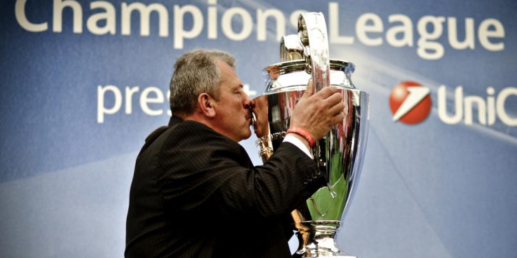 Sportske novosti – Preminuo legendarni vratar koji je Barceloni u finalu Lige prvaka obranio sve jedanaesterce