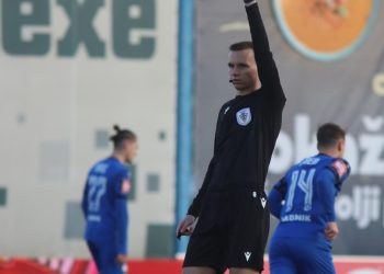 Sportske novosti – Stari Osijekov prijatelj i ostali suci oštetili su ‘bijelo-plave’, ali veći dio problema napravio je netko drugi