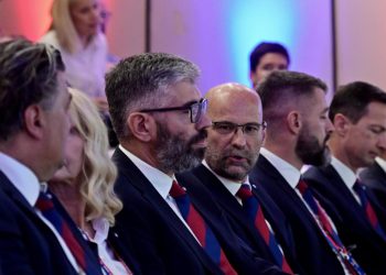 Sportske novosti – UŽIVO: Hajduk objavio gubitak i ime novog predsjednika Skupštine, Štimac odmah otišao, Jakobušić odustao od govora