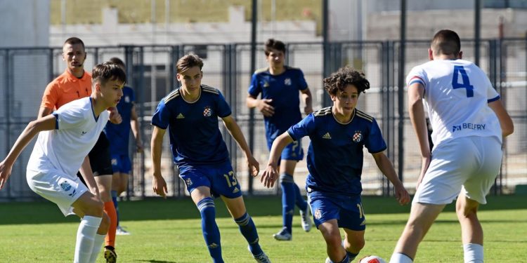 Sportske novosti – Uspješno je operiran talentirani sin Darija Šimića, doktori mu rekonstruirali koljeno