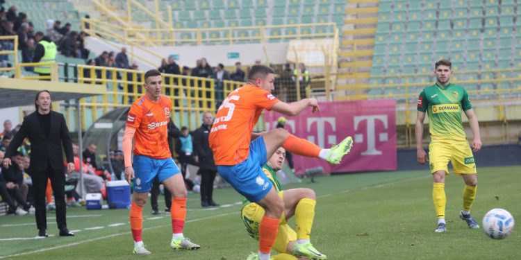 Sportske novosti – Varaždin propustio preskočiti Dinamo na ljestvici, remi bez golova u Puli