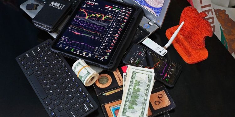 Stavite opcije za BlackRockov Bitcoin (BTC) ETF na 30 USD, 35 USD Vidite veliki volumen – što se događa?