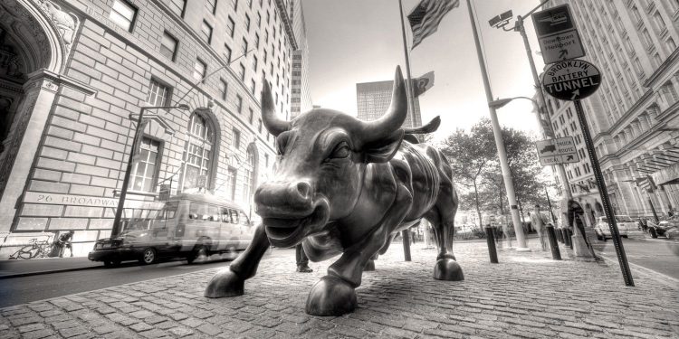 Što sljedeće za Bitcoin? Cijene BTC-a postavile su rekord od 103 000 dolara, a očekuje se da će ići još više