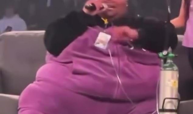 Strahovi za 500lbs teškog repera Davea Bluntsa nakon što je šokantna snimka njegovog nastupa postala viralna