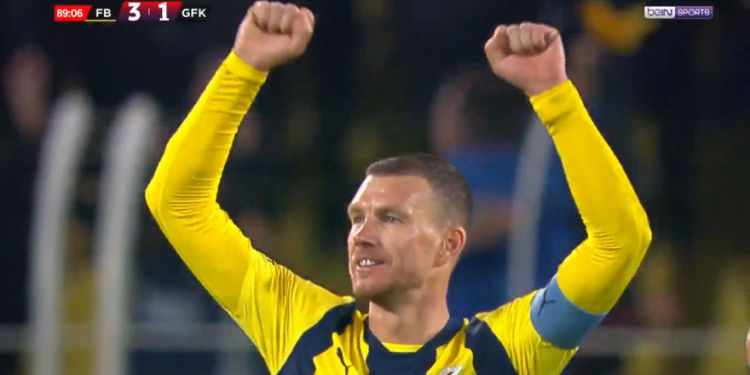 Super gol Džeke! Mourinho luduje i ovako slavi…