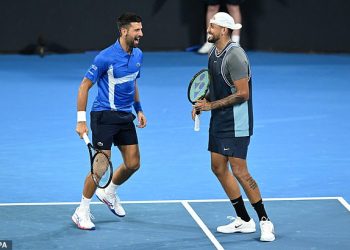 Svi obožavatelji kažu istu stvar jer Nick Kyrgios vlada pobjedom na svom dugo očekivanom povratku na teren zajedno s Novakom Đokovićem