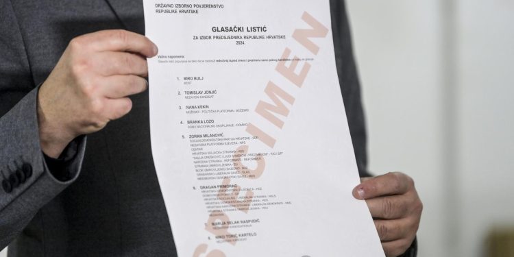 TISKAJU SE Pogledajte kako izgledaju glasački listići za predsjedničke izbore | NACIONAL.HR