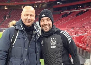 Tko je Francesco Farioli: njegova diploma iz filozofije, Barga i Ajax. Njegova priča