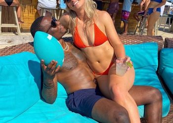 Tko je Mikaela Worley? Sve što trebate znati o budućoj ženi Jeremyja Reavesa nakon što ju je zaprosio na terenu