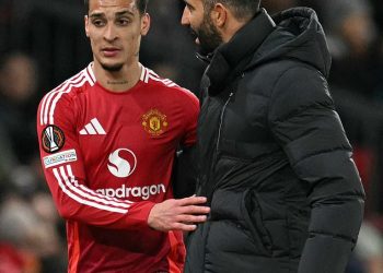 Trener Man Uniteda Ruben Amorim priznaje da Antony pati od nedostatka samopouzdanja jer inzistira na tome da će se Brazilac koji se bori ‘popraviti’