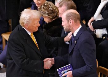 Trump i princ William sjeli su za sastanak u Parizu nakon ceremonije Notre Dame