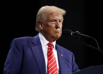 Trump kaže da je ‘potpuno protiv’ predloženog prijedloga zakona o daljnjem rješavanju: ‘Borba počinje sada’