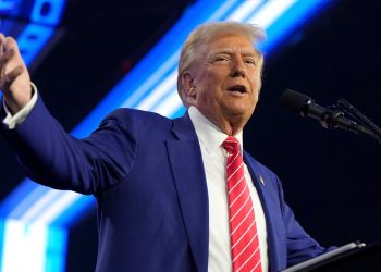 Trump otkriva točno vrijeme kada će njegov administrator biti ‘puno operativan’ u prvom govoru u stilu skupa nakon izbora