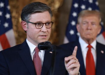 Trump podržao Mikea Johnsona za predsjednika Zastupničkog doma — RT World News