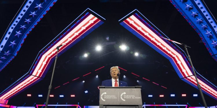 Trump želi riješiti ukrajinski sukob s Putinom — RT World News