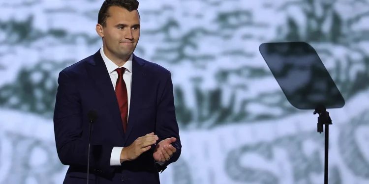 Trumpovi saveznici pojačavaju vatru protiv kandidata GOP-a u Senatu u borbama za nominaciju