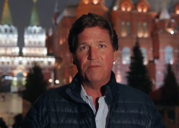 Tucker Carlson kaže da je američko veleposlanstvo ‘osjetilo’ intervju Zelenskog — RT World News