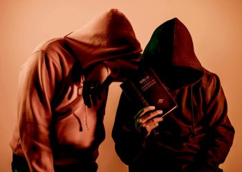 U Americi masovna potražnja za Biblijom: ‘Ljudi su gladni, traže istinu’