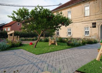 U SKLADU S PRIRODOM Naselje Cvetković u Jastrebarskom dobiva novo zeleno ruho | NACIONAL.HR