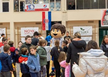 U Trogiru se sprema spektakl maloga baluna