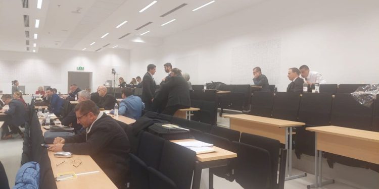 U makarskom Domu zdravlju nema papira ni sapuna, a nestaju i WC daske – za sve krivi pacijenti