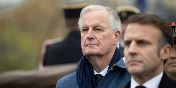 UDARAC MACRONU Francuski premijer podnio ostavku, produbljuje se politička kriza | NACIONAL.HR