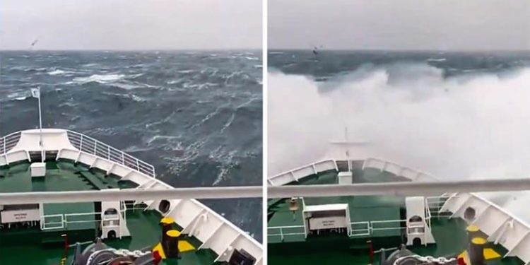 VIDEO Drama na moru, trajekt Marko Polo kasnio šest sati zbog nevremena. Borio se s ogromnim valovima