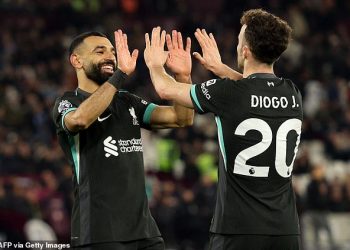 West Ham 0-5 Liverpool: Momčad Arnea Slota zaključuje 2024. dominantnom pobjedom na London Stadiumu i povećava svoje vodstvo na vrhu tablice