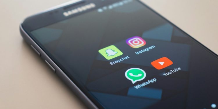 WhatsApp će uskoro prestati raditi na ova tri mobitela. Je li i vaš među njima?