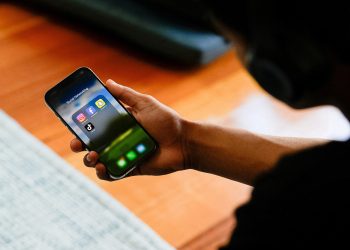 Zabrana popularne društvene mreže mogla bi rasplamsati trgovinski rat između dviju svjetskih sila