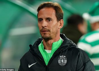 Zamjena Rubena Amorima brutalno je OTPUŠTENA sa samo šest minuta do Božića, dok Sporting Lisabon vitla sjekirom nakon dramatičnog pada forme od njegovog prelaska u Manchester United