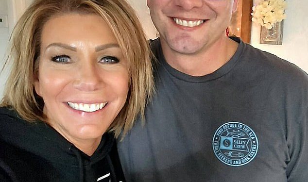 Zvijezda serije Sestre supruge Meri Brown ‘tajnovitog muškarca’ naziva ‘božićnim čudom’ nekoliko dana nakon što je otkrila da ponovno izlazi