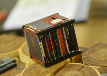 CROCUBE Ovo je prvi hrvatski satelit. Malen je, ali uveo nas je u svemirsku eru | NACIONAL.HR