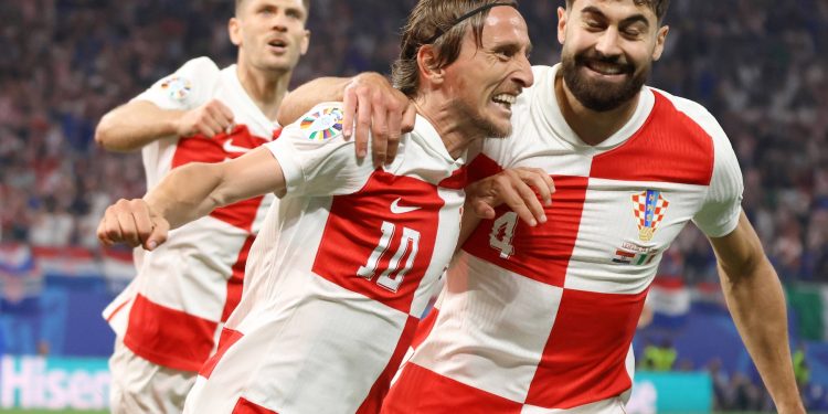 UPALI NA POPIS Gvardiol i Modrić na Guardionovoj listi 100 najboljih nogometaša u 2024. | NACIONAL.HR