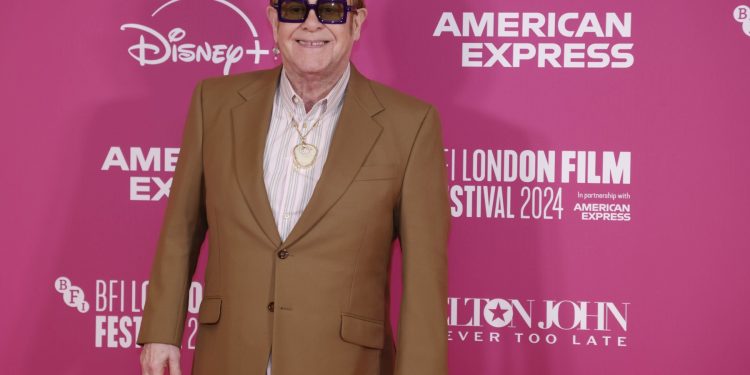 PRAVI SE JAVIO Elton John smatra legalizaciju marihuane jednom od najvećih grešaka svih vremena | NACIONAL.HR