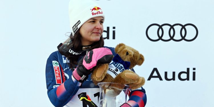 ČUDESNA ZIZI Nakon 18 godina Hrvatska ima pobjednicu! Zrinka Ljutić pomela konkurenciju: ‘Bit će parti’ | NACIONAL.HR