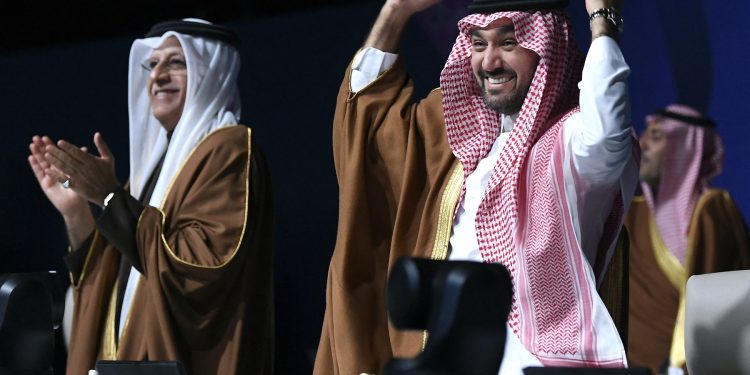 NOVAC MOŽE SVE Svjetsko nogometno prvenstvo 2034. godine igra se u Saudijskoj Arabiji: ‘Mnogi će zbog toga umrijeti’ | NACIONAL.HR