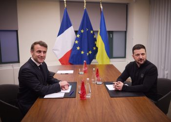 BEZ AMERIKANACA Zelenski razgovarao s Rutteom i Macronom o slanju europskih vojnika u Ukrajinu | NACIONAL.HR