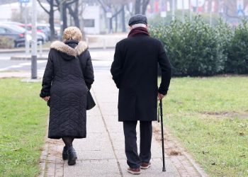 MALO, ALI VESELI Kreće isplata nacionalne naknade za starije osobe za studeni | NACIONAL.HR