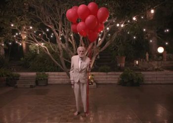 CHRISOV PRIJATELJ Slavni komičar u spotu grupe Coldplay pleše bos i slavi 99. rođendan | NACIONAL.HR