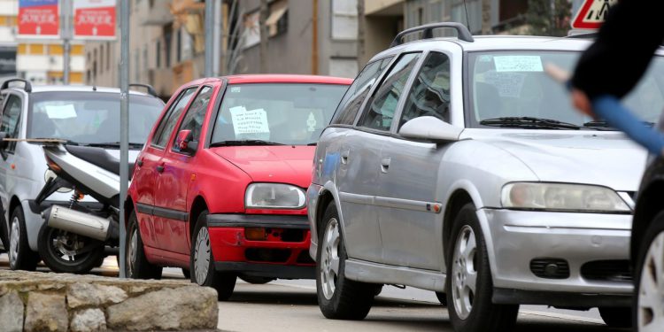 Dvojac prodajom automobila oštetio kupca za preko 6 tisuća eura: evo kako