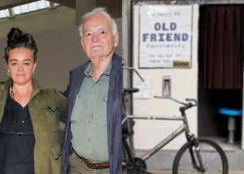 Umorna NYC umjetnica optužena za vođenje ‘rata’ s hipsterima, vlasnicima viralnih foto kabina postavljenih ispred njezine kuće