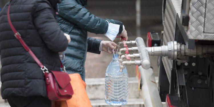 Slobodna Dalmacija – Uskoro će presušiti špine u dijelu elitnog splitskog kvarta, voda će im poteći tek popodne
