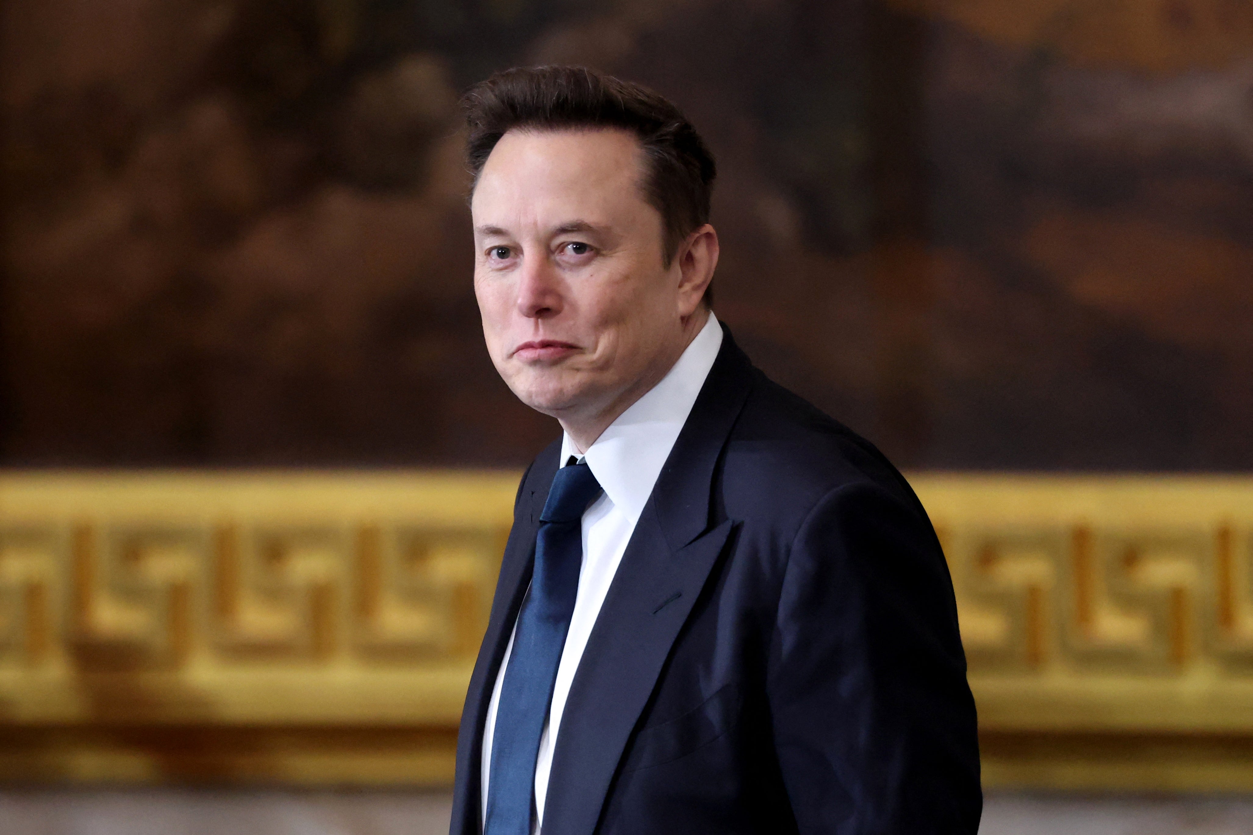 Musk bi trebao voditi odjel, obećavajući velike proračunske rezove i masovna otpuštanja federalnih službenika