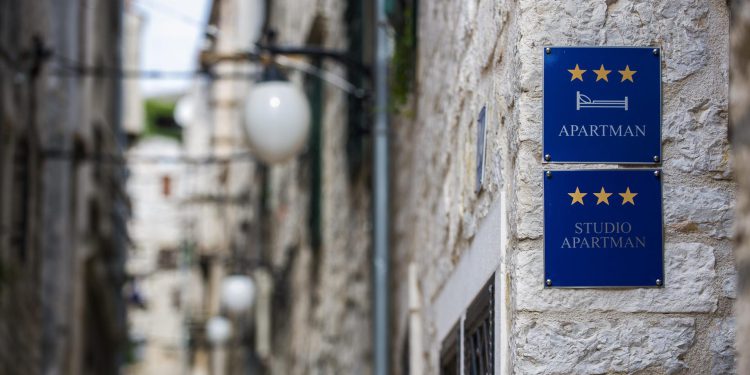 Važne zakonske izmjene i za šibenske iznajmljivače: ‘Bitno je gdje se nekretnina nalazi’