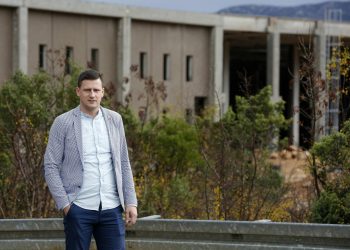 Slobodna Dalmacija – Vrgorac se ‘zacrvenio’ nakon izbora, što će biti na lokalnima? Herceg dobar i s lijevima i s desnima, a HDZ nema nikoga!